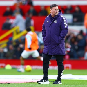 曼联助教：两场比赛间隔时间太长，我们认为有必要进行集训