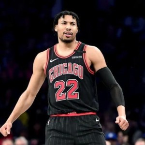 开云-盘点休赛期五大超值签约 勇士签下一人或带来惊喜